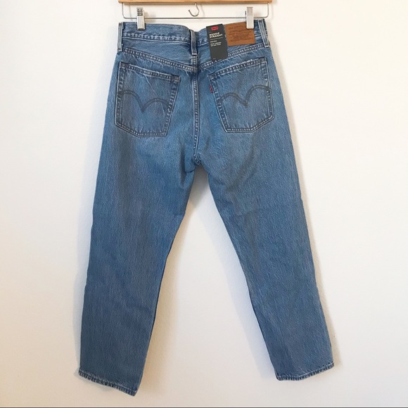 SOLD [Levi’s] Wedgie Straight Authentically Yours - Picture 6 of 8